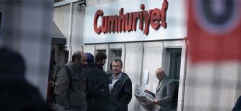 Ne yapsalar olmuyor
