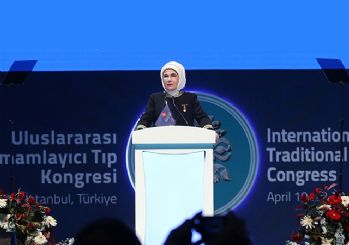 Erdoğan: İlaç sektörü tıp mesleğini esir aldı