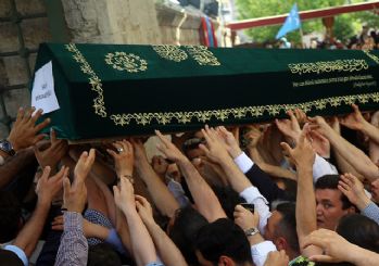 Salih Mirzabeyoğlu son yolculuğuna uğurlandı