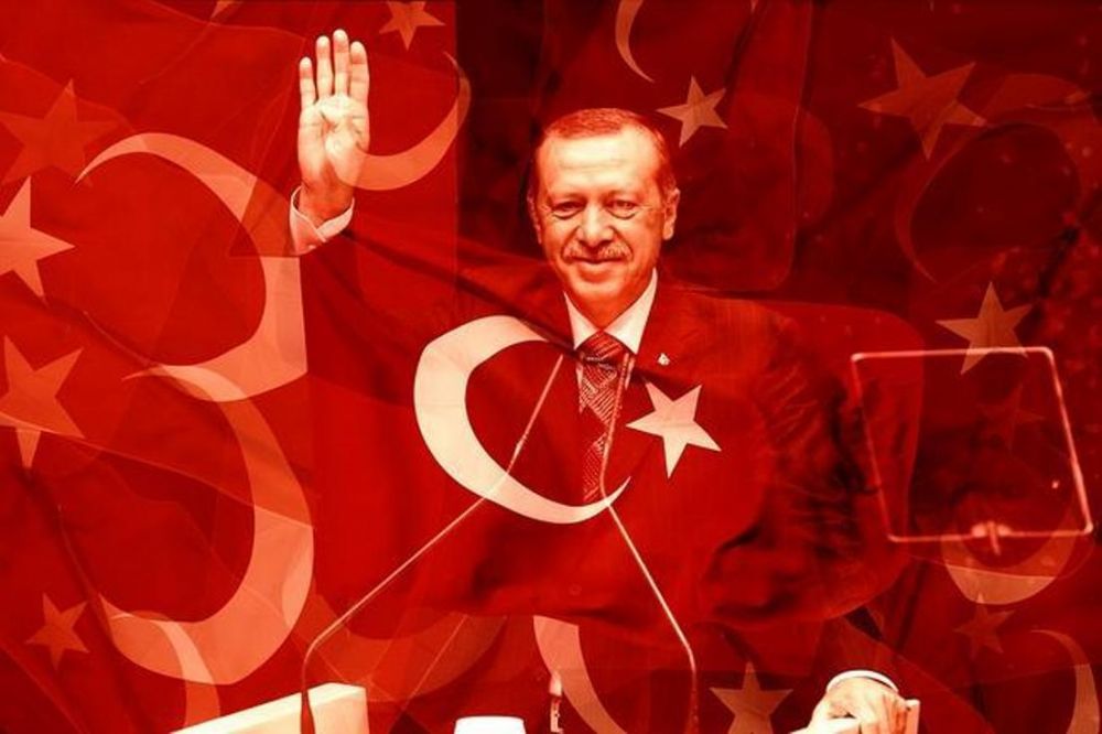 'Diktatör' iftirasının bedelini ödedi