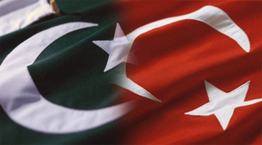 Pakistanlılar Türkiye'ye destek için Türk lirası alıyor