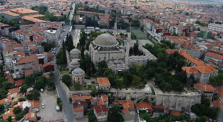 Rezaletin böylesi az görülür: Elektriği kesilen Yavuz Selim Cami'nin aboneliği iptal edildi