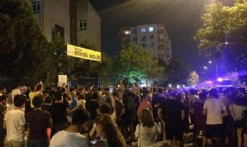 İzmir'de yine tencere tavaya dönmüşler...