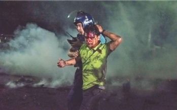 Bangladeş'te öğrenci gösterilerinden üzücü kareler