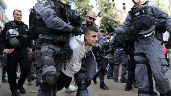 İsrailli milletvekili Raz: İsrail, polis devletine dönüştü