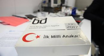 Yaşından büyük işler yapan bu genci cezalandıralım!