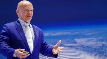 Ünlü yatırımcı Mark Mobius, TCMB'nin faiz artışını eleştirdi, faizi artırmak çözüm değil
