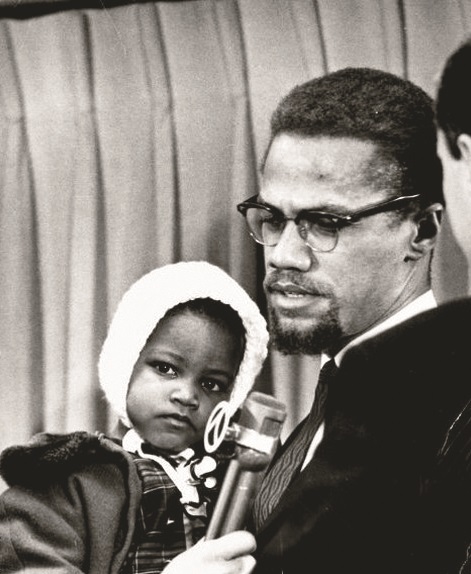Büyük şehid Malcolm X'in hayatından kareler