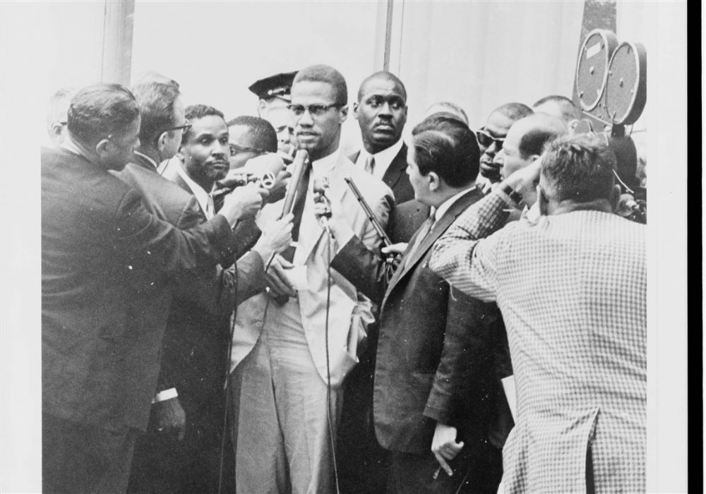 Büyük şehid Malcolm X'in hayatından kareler